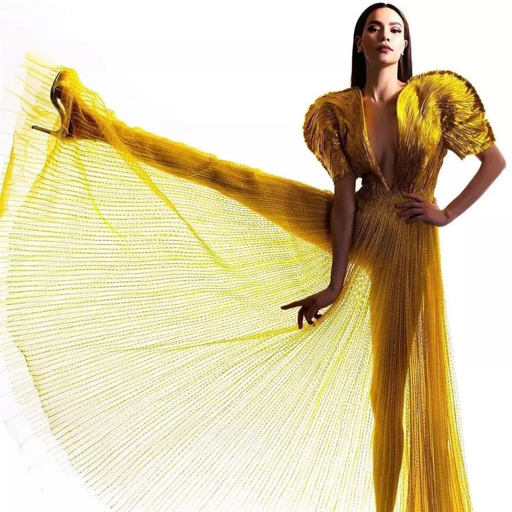 Thùy Tiên hóa nữ thần áp đảo Hà Hồ khi đụng đầm Công Trí-5