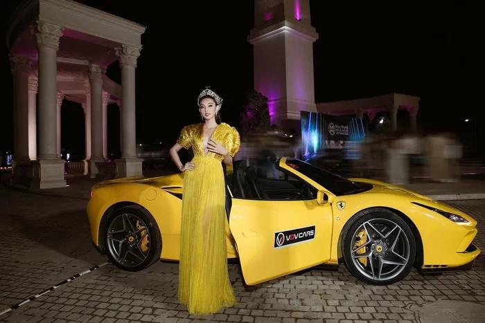 Thùy Tiên hóa nữ thần áp đảo Hà Hồ khi đụng đầm Công Trí-2