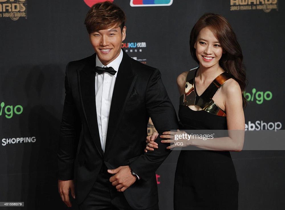 Mối quan hệ giữa mẹ Kim Jong Kook và con dâu hờ Song Ji Hyo-3