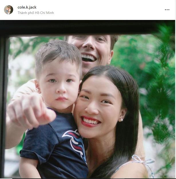 Chồng cũ Hoàng Oanh khoe ảnh full 3 người sau tuyên bố ly hôn-1