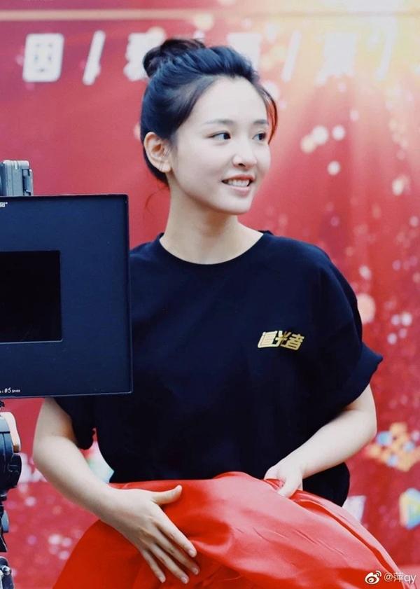 Dàn minh tinh Hoa ngữ đu trend xuyên không: Trùm cuối không chịu già!-10