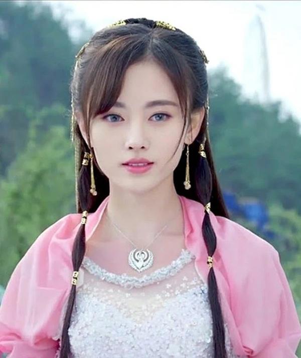 Dàn minh tinh Hoa ngữ đu trend xuyên không: Trùm cuối không chịu già!-5