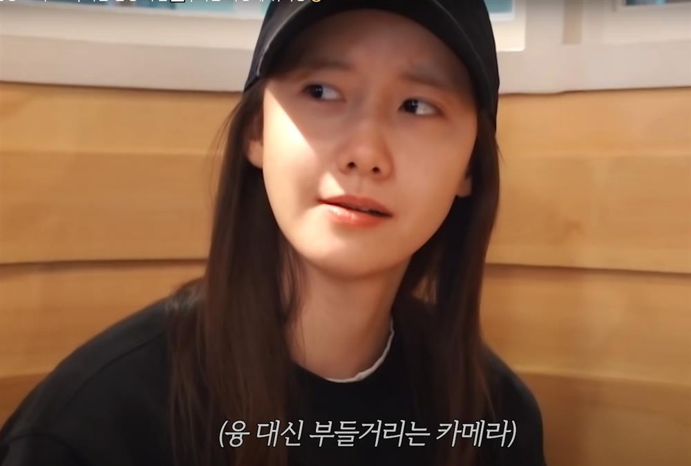 Yoona (SNSD) deserves the title of the best bare-faced beauty in Kbiz-2
