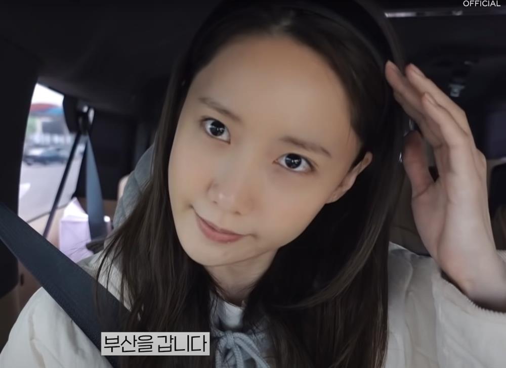 Yoona (SNSD) deserves the title of the best bare-faced beauty in Kbiz-3