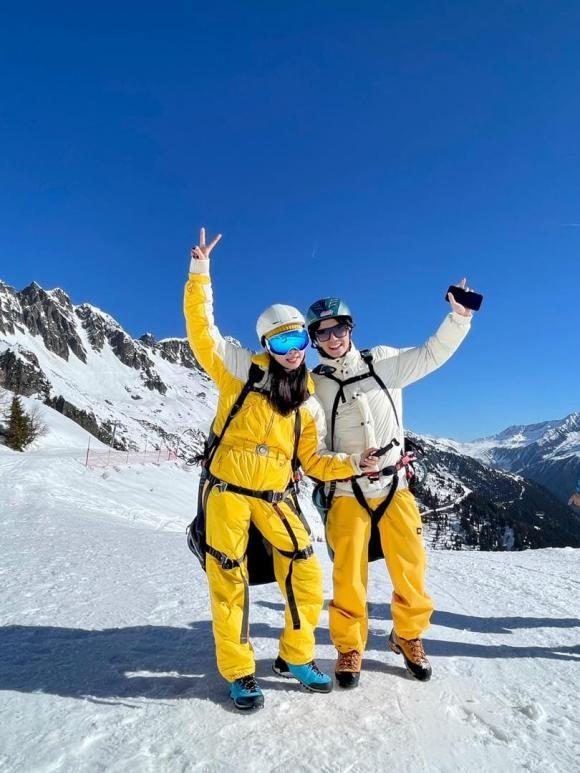 Khoảnh khắc Huy Trần 3 phần bất lực, 7 phần nuông chiều Ngô Thanh Vân-6