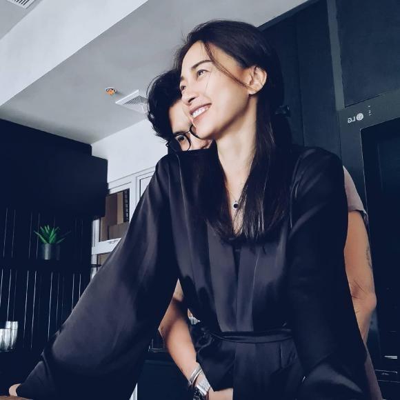 Khoảnh khắc Huy Trần 3 phần bất lực, 7 phần nuông chiều Ngô Thanh Vân-10