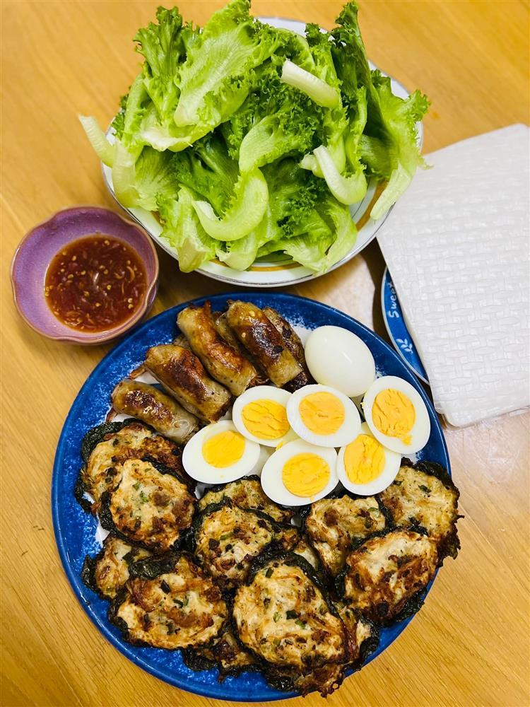 Chả cá ngần lá lốt cuốn thơm nức mũi, cả nhà đưa miệng không ngừng-2