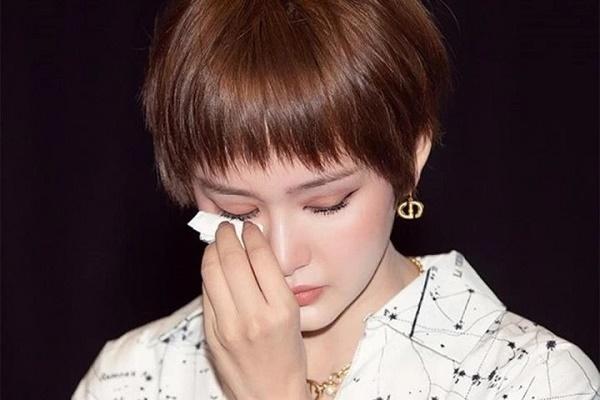 Hiền Hồ xóa lẹ loạt ảnh siêu xe G63 ngay khi comeback?-7