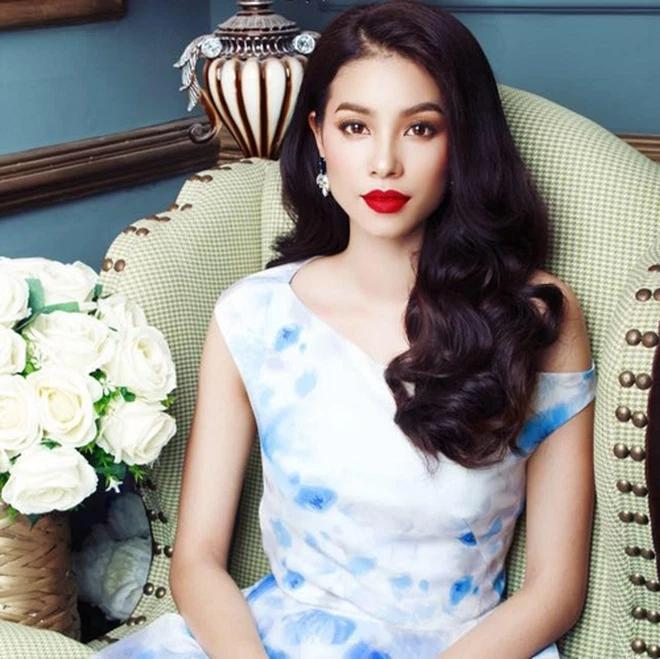 Nhan sắc Hà Anh - Phạm Hương mấy năm trước gây bàn tán-5