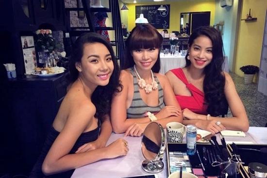 Nhan sắc Hà Anh - Phạm Hương mấy năm trước gây bàn tán