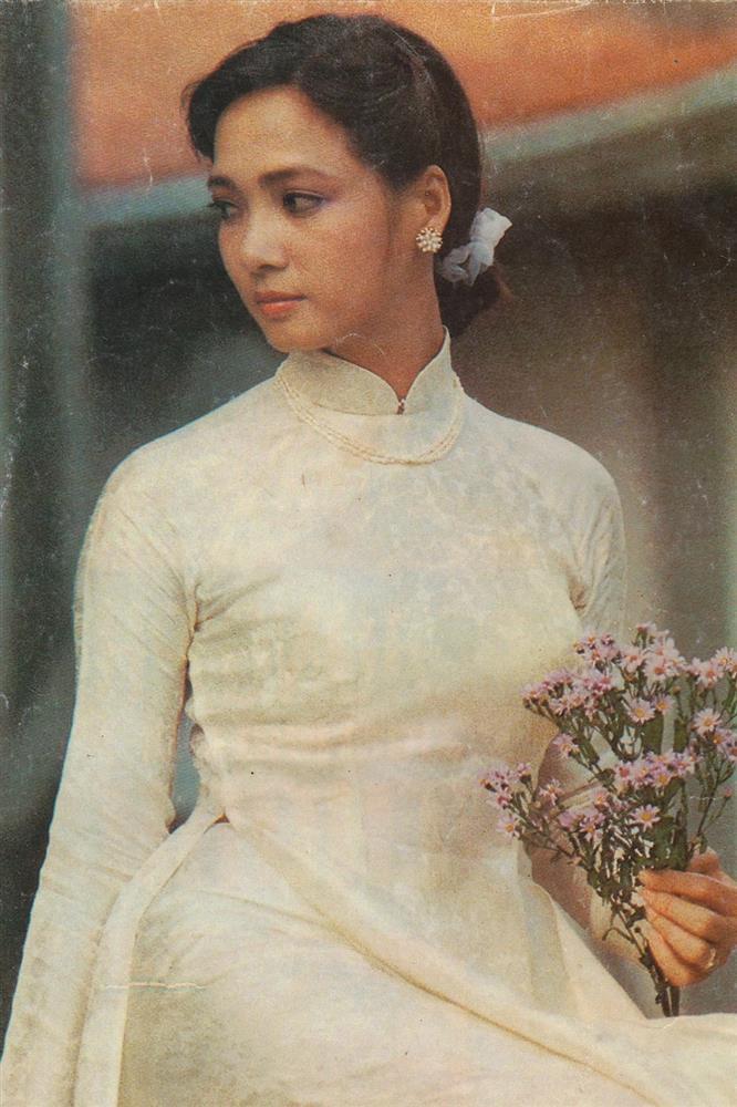 People's Artist Le Khanh's life: Being the second wife, U60 has never worn a wedding dress-2