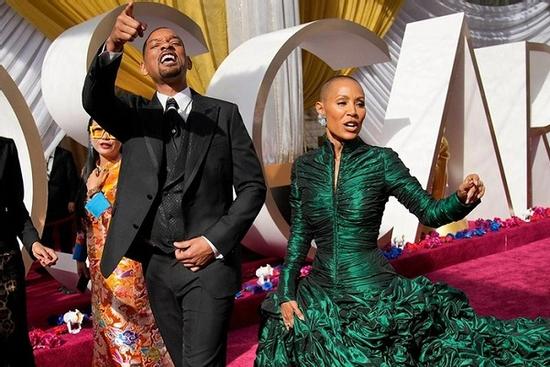 Will Smith và vợ không nói chuyện từ sau cú tát ở Oscar