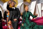 Will Smith và vợ không nói chuyện từ sau cú tát ở Oscar