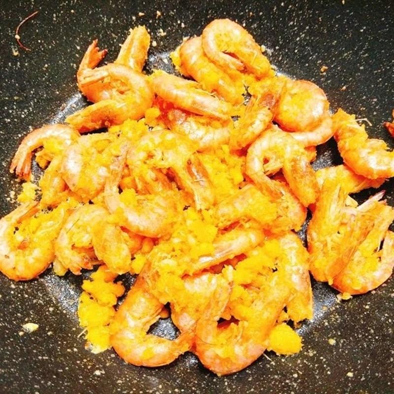 Cách làm tôm rang trứng muối thơm béo, đậm đà-3