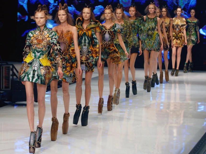 Nỗi ám ảnh giày cao của người mẫu-5