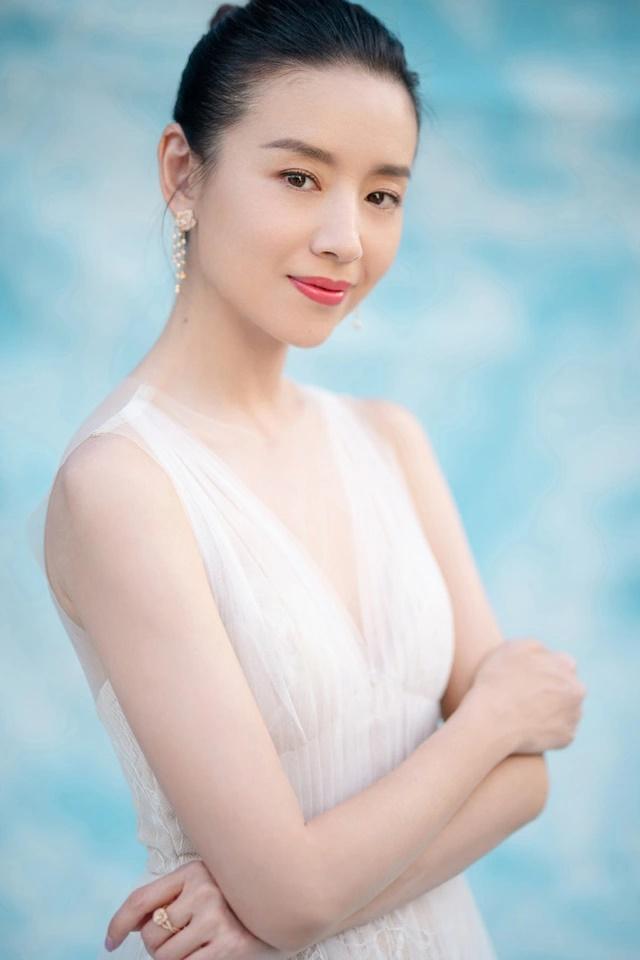 Đổng Khiết Chúc Anh Đài lộ mặt mộc lão hóa tụt dốc không phanh-5