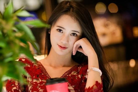 Vấn nạn sugar baby và mại dâm biến tướng ở showbiz Trung Quốc