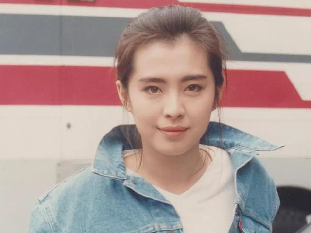 Mỹ nhân đẹp nhất Hong Kong Vương Tổ Hiền xuống sắc khó nhận-4