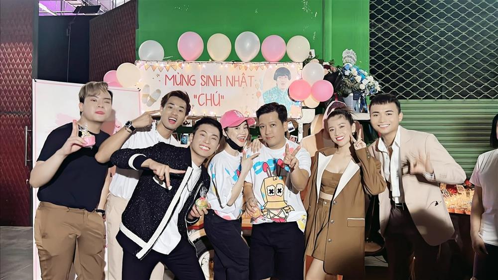 Nhã Phương tổ chức sinh nhật cho Trường Giang nhưng bị chửi-4