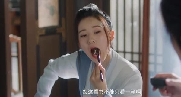 Triệu Lộ Tư nhái cả showbiz: Mượn đồ Cúc Tịnh Y, bắt chước Nhiệt Ba - Cảnh Điềm-16