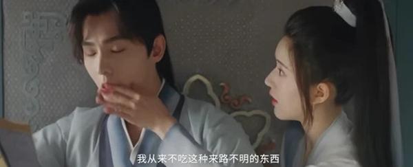 Triệu Lộ Tư nhái cả showbiz: Mượn đồ Cúc Tịnh Y, bắt chước Nhiệt Ba - Cảnh Điềm-17