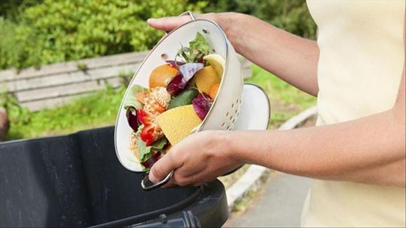 5 thói quen xấu ảnh hưởng tài lộc, Thần Tài quay lưng, tiền tài tụt dốc-3