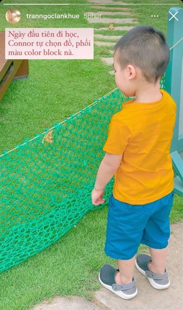 Quý tử Lan Khuê mới 2 tuổi đã tự mix đồ xịn như fashionista-2