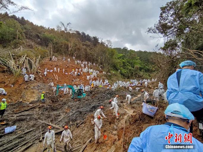 Airplane crash with 132 people: China announced preliminary investigation results-2