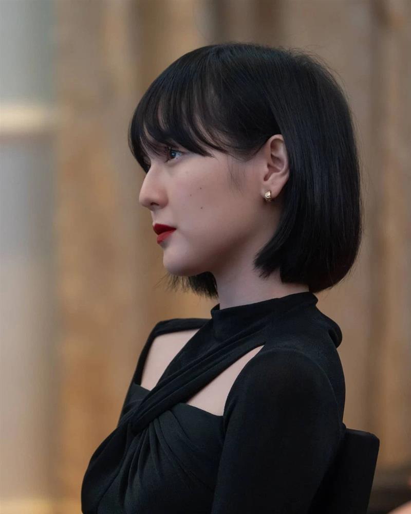 Thiều Bảo Trâm + tóc Hải Tú = Thiều Thị Trâm quê cục 10 năm trước-2