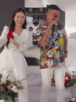 Hòa Minzy gặp sự cố hú hồn khi nhảy nhót tại đám cưới Hồ Tấn Tài-3