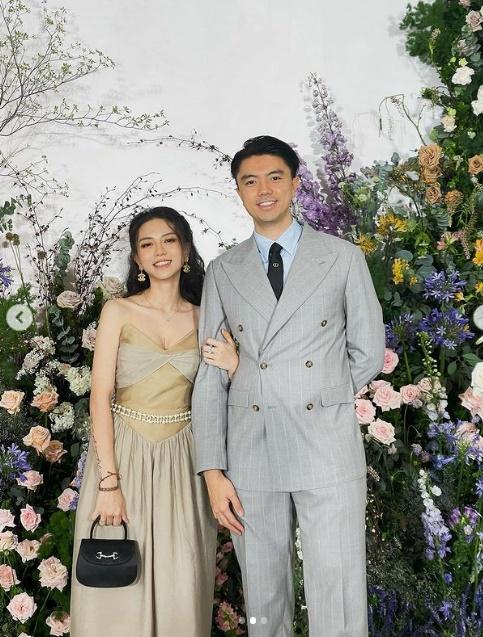 2 con của cô Văn Thùy Dương hiếm hoi xuất hiện chung khung hình-2