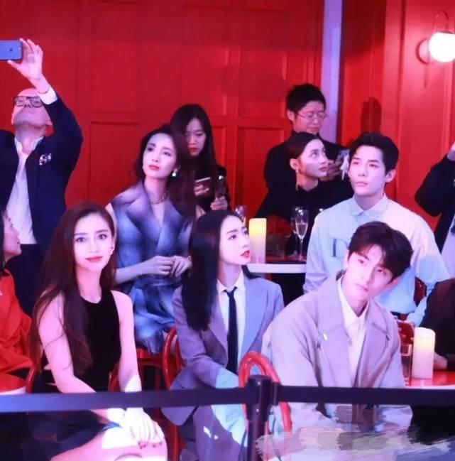 Tóm gọn Angela Baby hẹn hò mỹ nam kém 10 tuổi lúc nửa đêm?-4