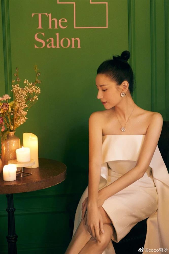 Cuộc sống hiện tại của Đổng Khiết - người đàn bà bị ghét nhất Cbiz-5