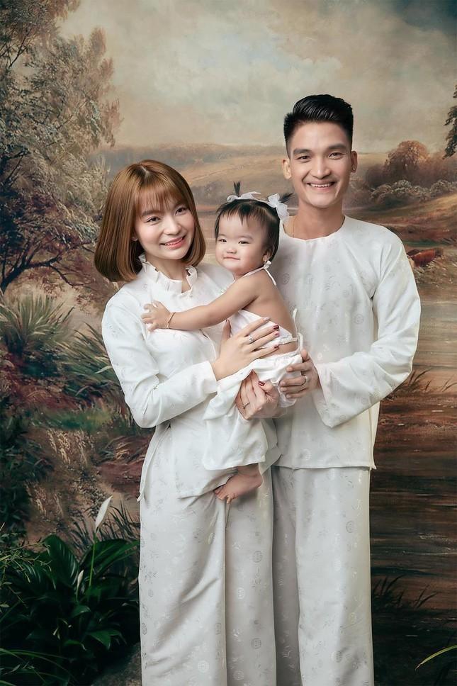 Mac Van Khoa, Lam Chan Khang, Cong Vinh had children before getting married-3