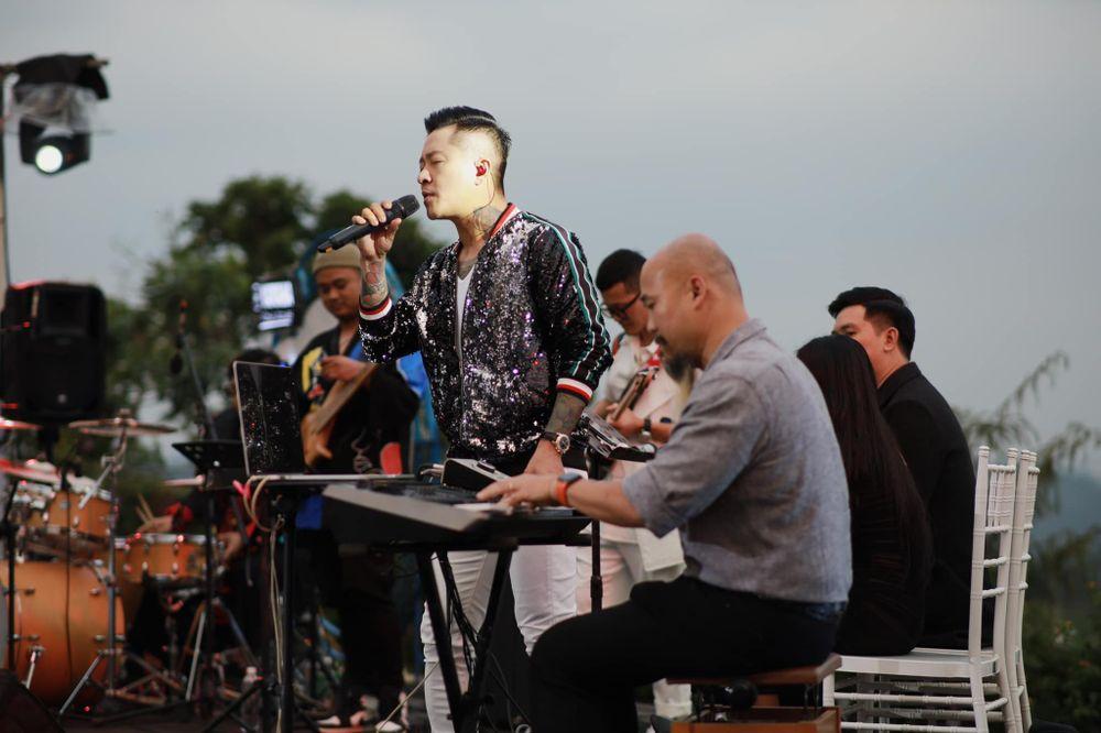 Tuấn Hưng hát hit đình đám, bị chê xuống dốc không phanh-2