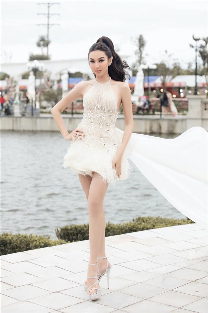 Văn Mai Hương đụng hàng hoa hậu toàn thua vì tiểu tiết-3