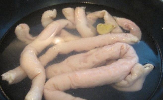 Rửa lòng già cho giấm muối chưa đủ, thêm bước này mới sạch mùi hôi-3