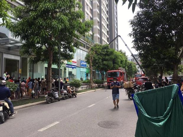 2 học sinh cùng ở chung cư cao cấp tại Hà Nội rơi lầu tử vong-2