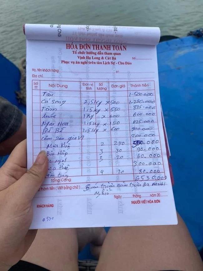 Fierce controversy over 6.5 million dong seafood party in Ha Long Bay-1