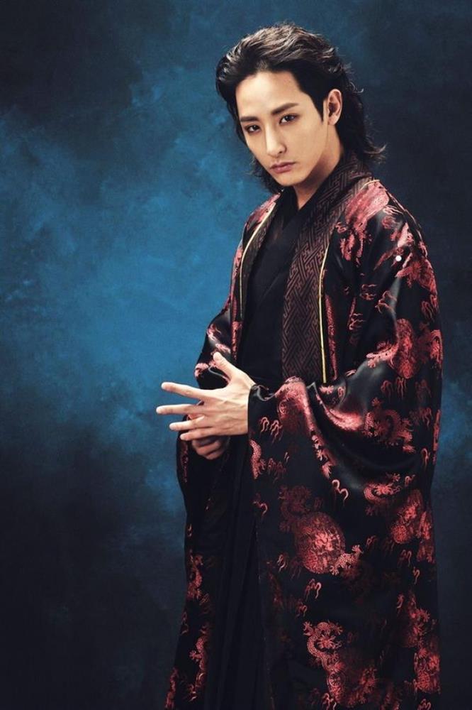 Lee Soo Hyuk: Sự nghiệp lận đận, được dìu dắt bởi tiểu tam trơ trẽn-2