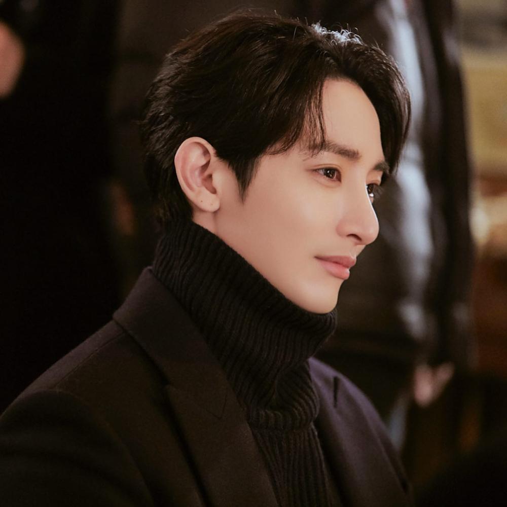 Lee Soo Hyuk: Sự nghiệp lận đận, được dìu dắt bởi tiểu tam trơ trẽn-4