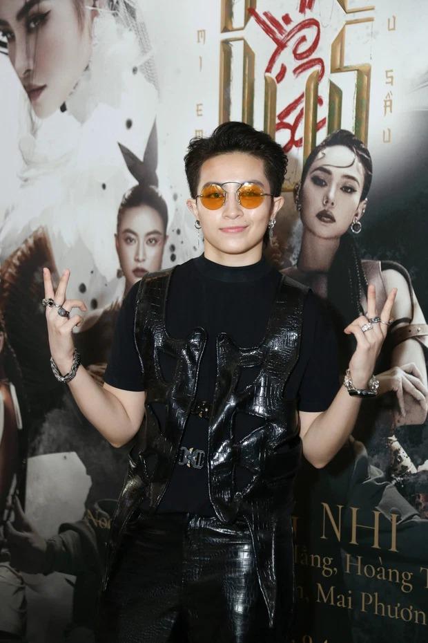 Gil Lê - Hoàng Thùy Linh sánh đôi, bắt trọn khoảnh khắc ngượng ngùng-2