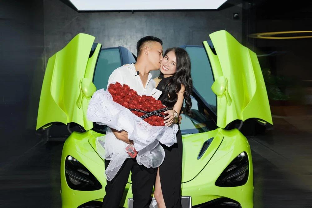 Western giants bought a super car of more than 20 billion to give to their husbands, they were said to be crazy boys-1
