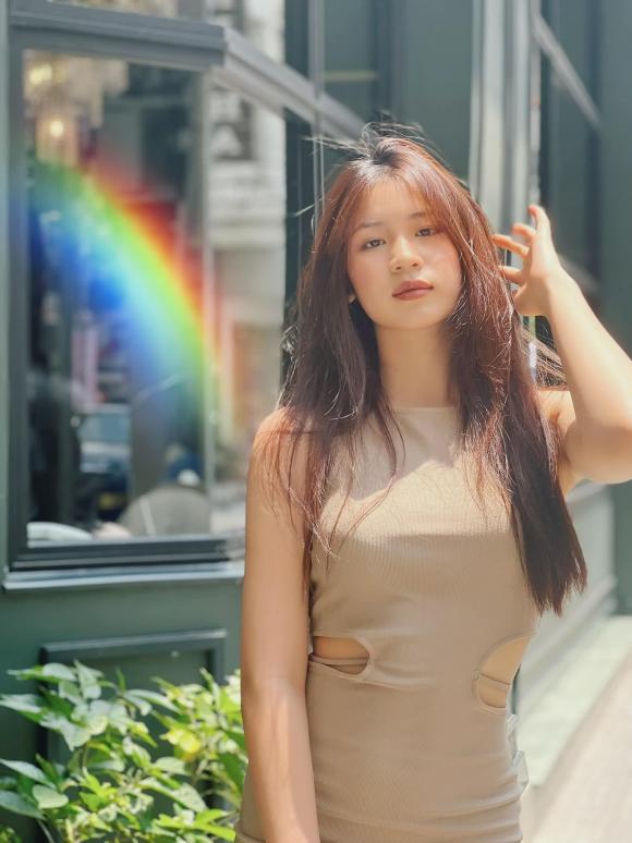 Lưu Thiên Hương làm phó nháy cho con gái, nhan sắc 17 tuổi gây mê-4