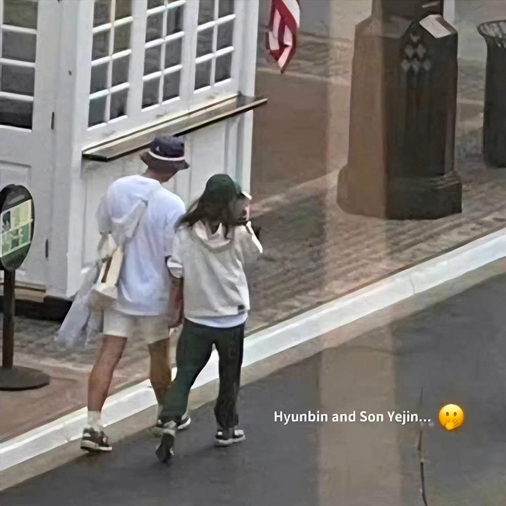 Sốc visual Hyun Bin - Son Ye Jin trong ảnh trăng mật mới lộ-2