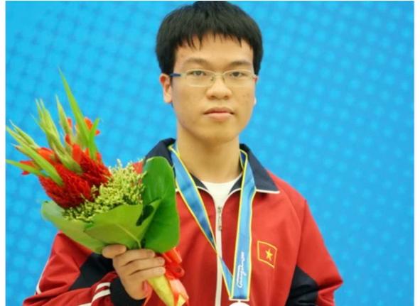 Chân dung kỳ thủ Lê Quang Liêm - người vừa đánh bại Vua cờ thế giới-2