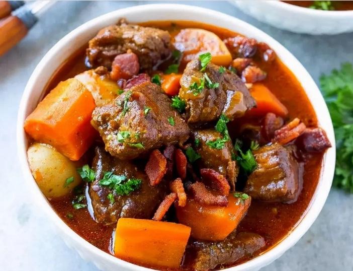 Làm bò hầm chỉ cần bí quyết này thì nước hầm bò thơm ngon-1