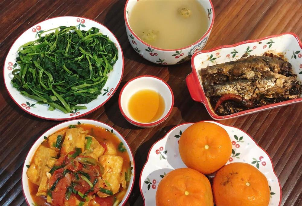 7 mâm cơm vợ nấu theo tiêu chí 3K, chồng ăn vài bát không chán-2