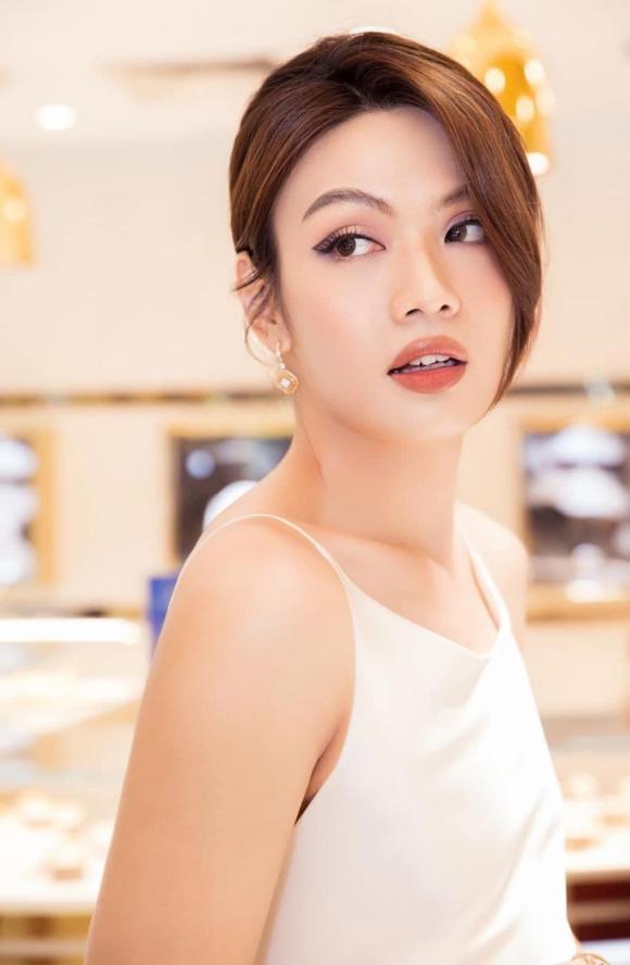 Loạt sao Việt sở hữu võng lưng sexy: Đào Bá Lộc đứng top!-1