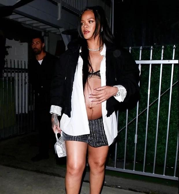 Rihanna và ASAP Rocky lần đầu xuất hiện sau vụ bị cảnh sát bắt-5